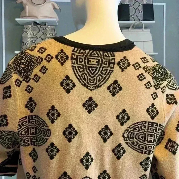 Chicos - Picture 7 of 11